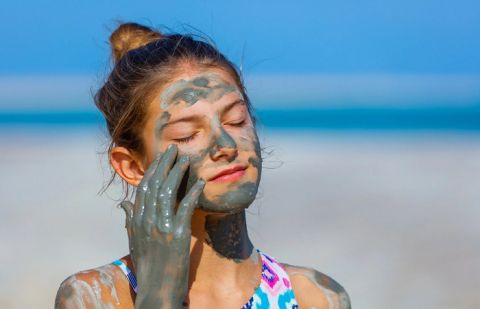 Why is mud from the Dead Sea so good for your skin?