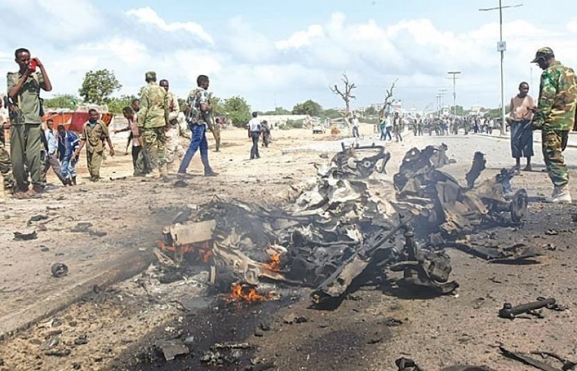 صومالیہ میں ایئرپورٹ کے قریب 2 دھماکے، 12 ہلاک