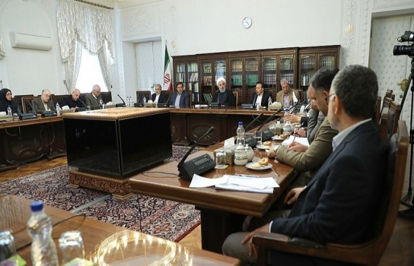 ایرانی صدر حسن روحانی ملک بھر کی یونیورسٹیوں کے چانسلروں کے اجلاس سے خطاب کرتے ہوئے