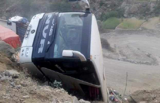 43 injured as passenger bus falls into ditch in Kohistan
