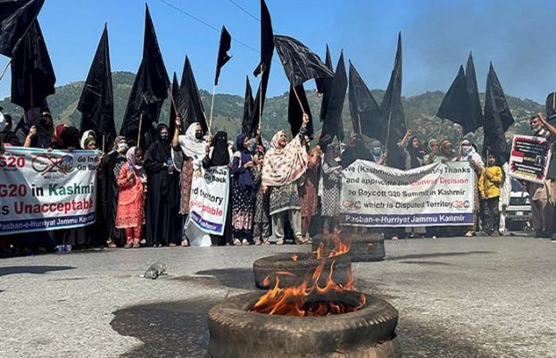 Hundreds rally in Azad Kashmir against India G20 meet in IIOJK