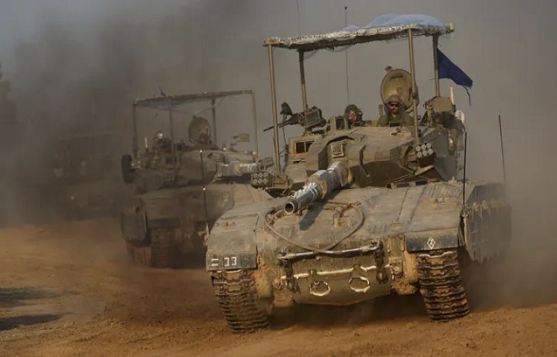 Israeli army tanks move towards the centre of Khan Younis city