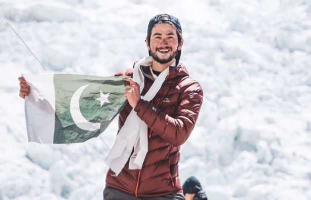Pakistani young mountaineer Shehroze Kashif 