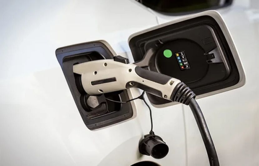 بیٹری چارجنگ کی جھنجھٹ ختم، تیزی سے چارج کرنے کا نیا طریقہ ایجاد