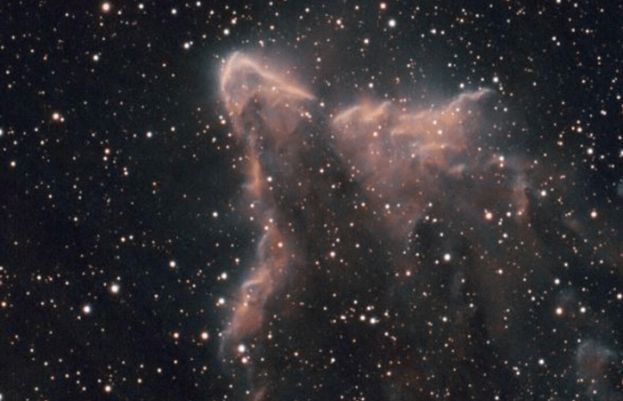 آسمان پر اڑنے والے ’چڑیل‘ کی چونکا دینے والی حقیقت سامنے آگئی