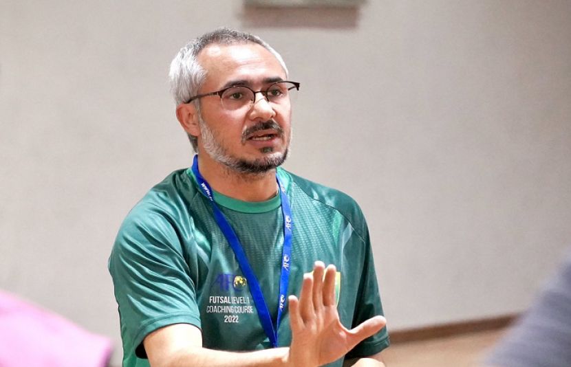 پاکستان فٹبال ٹیم ہیڈ کوچ سخاوت علی