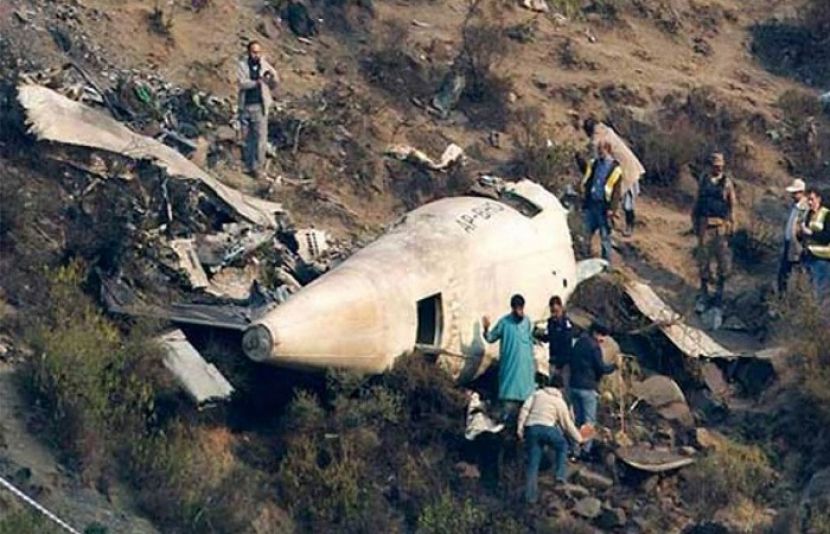 پی آئی اے طیارہ حادثہ کیس، سرکاری رپورٹ چیلنج