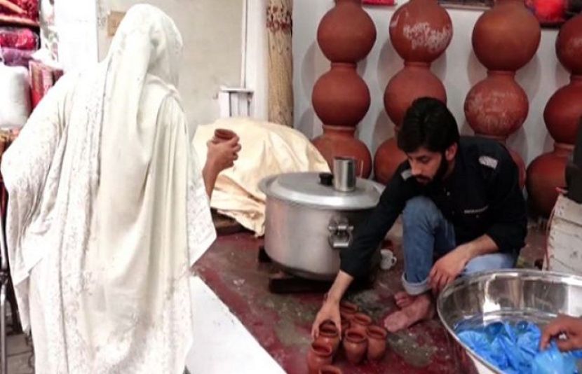 ملتان کی قدیمی اور روایتی مٹکے والی سبیل