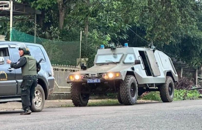 ویتنام میں 2 پولیس اسٹیشنز پر حملے میں پولیس اہلکار سمیت متعدد افراد ہلاک ہوگئے۔