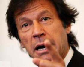 پیسے کا غلام اور بزدل کبھی لیڈر نہیں بن سکتا، عمران خان