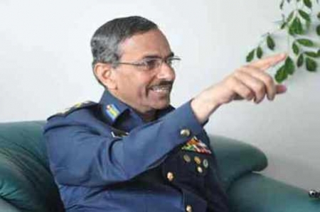 راؤ قمر سلیمان چیئرمین پی آئی اے کے عہدے سے مستعفی