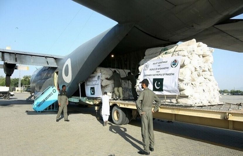 پاک فضائیہ نے سیلاب متاثرین کے لیے کراچی سے پشاور 48 ٹن امدادی سامان پہنچا دیا