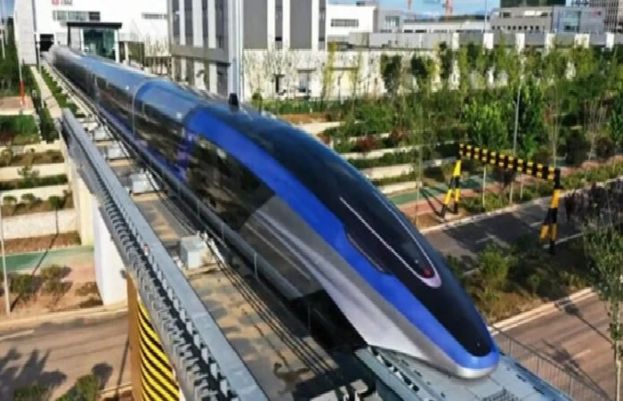 یسی ٹرین بنانے پر کام کا آغاز ہوا ہے جس کی رفتار جہاز کو بھی مات دیدے گی