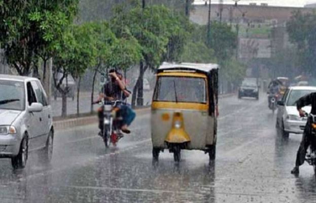 لاہور سمیت پنجاب کے مختلف شہروں میں تیز بارش