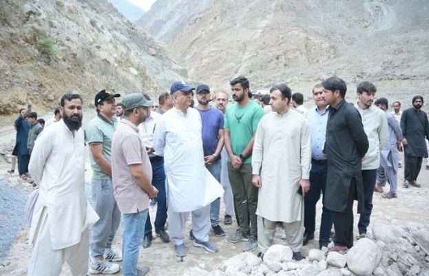 عبدالعلیم خان گلگت پہنچ گئے، سیلاب سے متاثرہ علاقوں کا دورہ، افسران کو ہدایات دیں