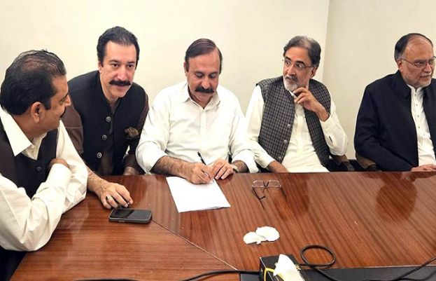 آزاد کشمیر میں حکومت اور عوامی ایکشن کمیٹی کے معاہدے کے بعد سڑکیں کھل گئیں