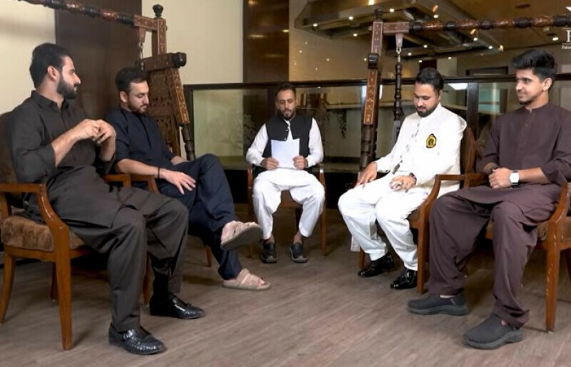 پاکستان کرکٹ ٹیم کے اسٹارز نے قوم اور پوری امت مسلمہ کو عید کی دلی مبارک باد دیتے ہوئے کہا کہ اللہ پاک سب کی قربانی کو قبول فرمائے۔