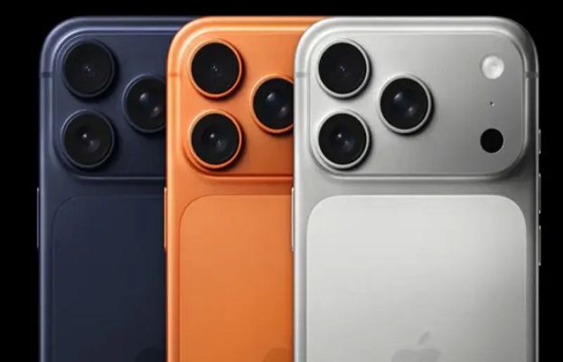 آئی فون 17 پاکستان میں دستیاب، قیمتیں جان کر صارفین حیران رہ جائیں گے