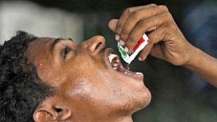 بھارت: تمباکو سےسالانہ 15 لاکھ اموات کا خطرہ