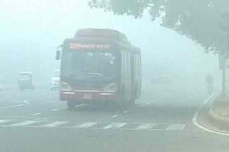 ملک کےمختلف حصوں میں بارش اور پہاڑوں پر برفباری