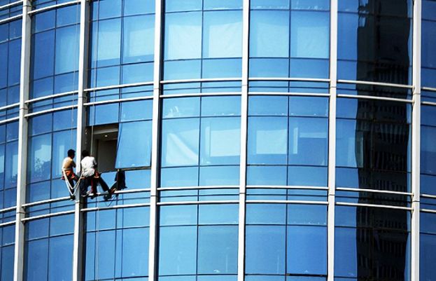 چینی سائنسدانوں نے بجلی پیدا کرنے والی کھڑکیاں متعارف کروا دیں