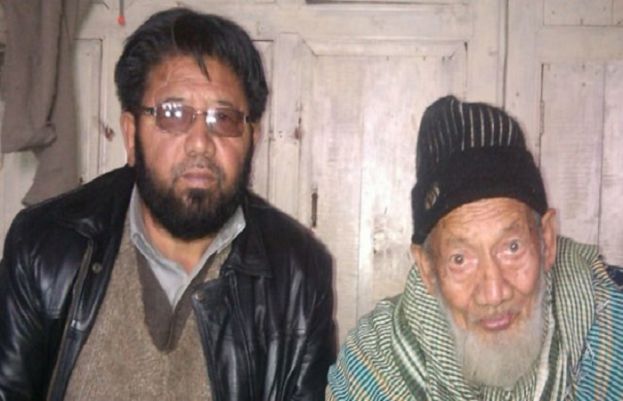 ابراہیم ثانی کافی کوششوں کے بعد تین ماہ کا ویزا لے کر والد سے ملنے پاکستان آئے ہیں