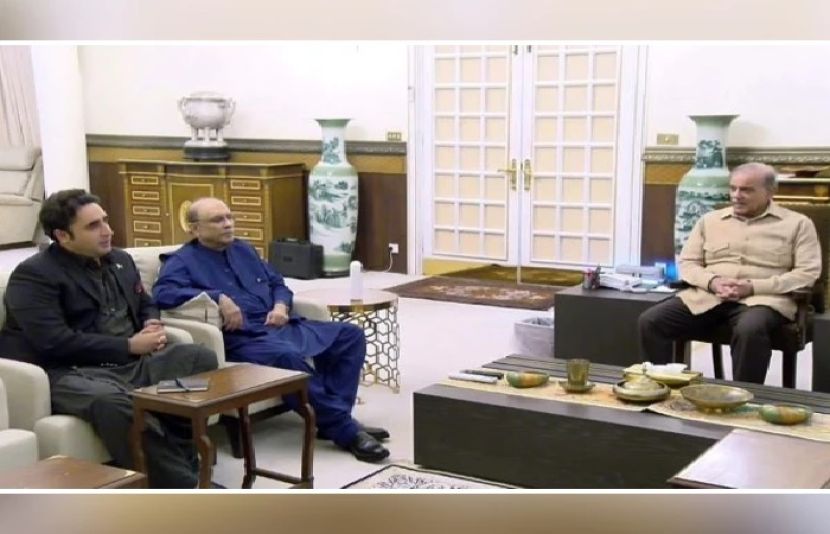 چیئرمین پیپلز پارٹی بلاول بھٹو زرداری کا کہنا ہے وزیراعظم شہبازشریف نے 27ویں ترمیم کی حمایت کی درخواست کی ہے۔