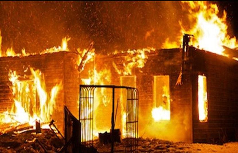 بھاٹی گیٹ میں آتشزدگی سے ایک ہی خاندان کے 10 افراد جاں بحق