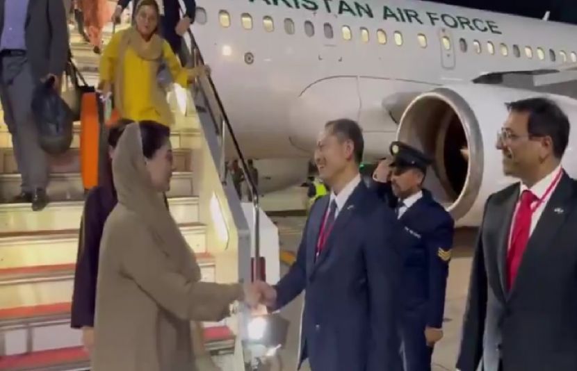 وزیر اعلیٰ مریم نواز کا ٹوکیو ائیرپورٹ پہنچنے پر پر تپاک خیر مقدم کیاگیا-