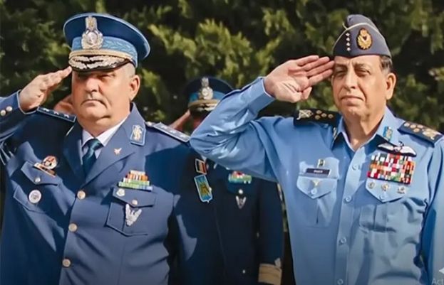 ایئرچیف مارشل اور رومانیہ فضائیہ سربراہ کی ملاقات، باہمی تعاون کے فروغ پر تبادلہ خیال