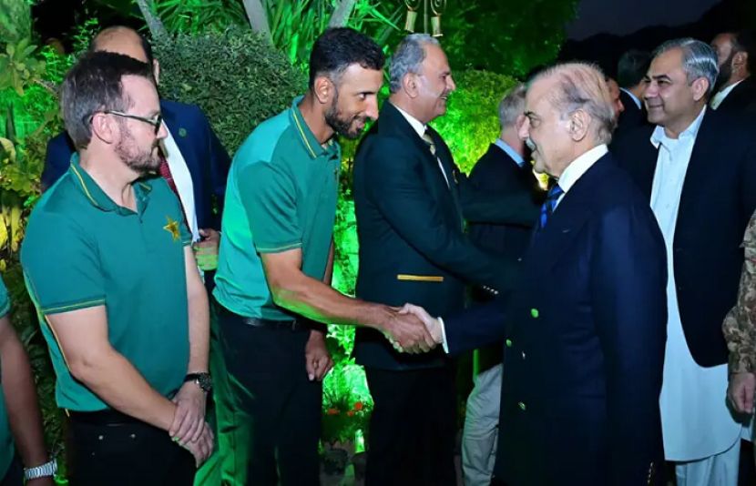 وزیر اعظم کا پاکستان اور جنوبی افریقہ کی ٹیموں کے اعزاز میں عشائیہ