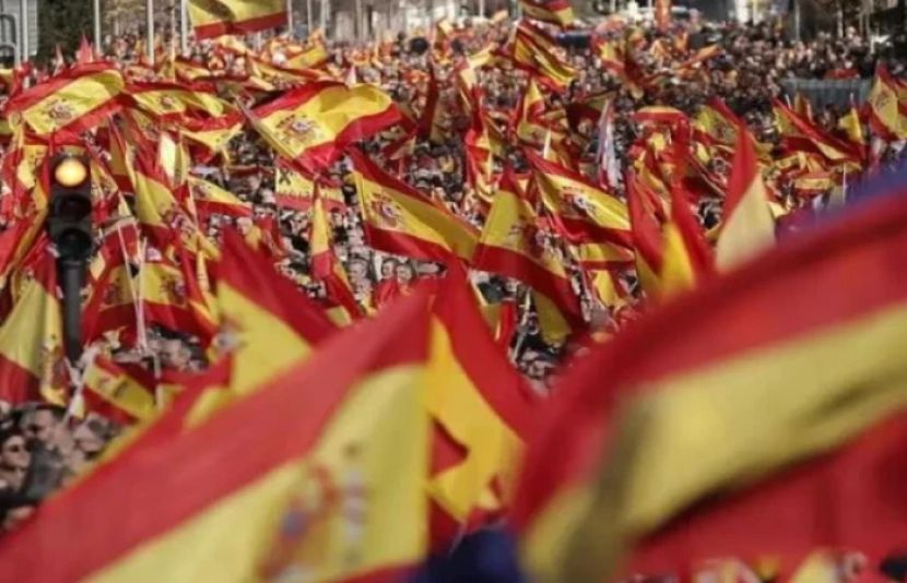 اسپین میں ہزاروں افراد کا احتجاجی مظاہرہ