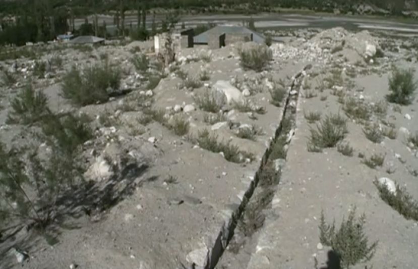 سینکڑوں خاندان گلگت اور محفوظ وادیوں میں منتقل