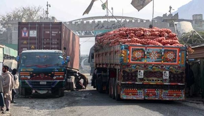 افغان ٹرانزٹ ٹریڈ کی مرحلہ وار بحالی، پہلے مرحلے میں 300 گاڑیوں کی کلیئرنس