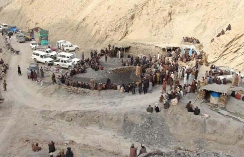 مچھ میں کوئلے کی کان کے اندر مٹی کا تودا گرنے سے مزدور جاں بحق ہوگیا۔