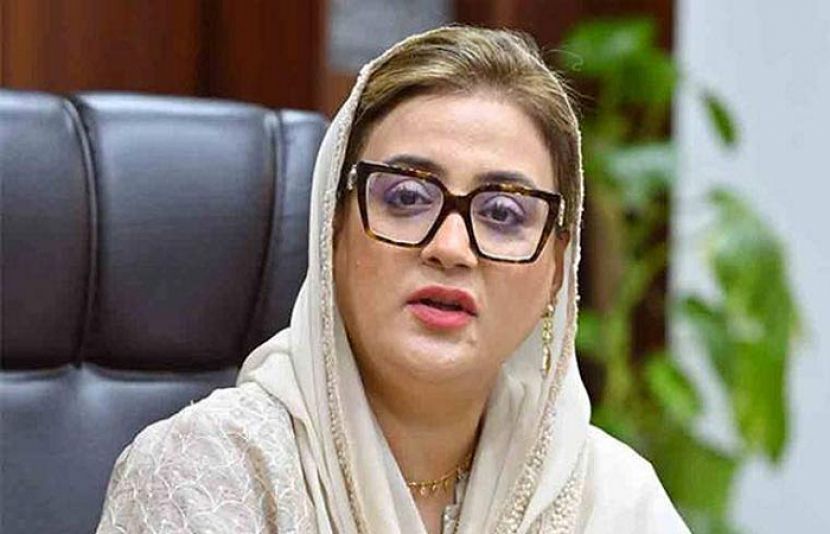 وزیر اطلاعات و ثقافت عظمیٰ بخاری کا کہنا ہے کہ پنجاب میں سیلاب سے صورتحال بگڑ رہی ہے