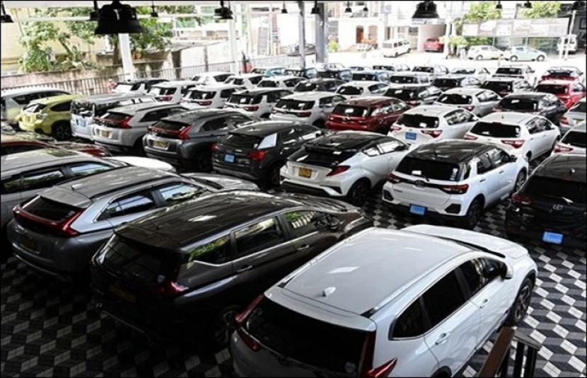 پاکستان میں گاڑیوں کی قیمتیں کم ہونے اور کاروں کی ملکیت میں اضافے کی پیش گوئی کردی گئی