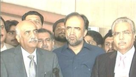 سیاسی جماعتیں بلوچستان کےمسئلے پرسیاست نہ کریں: قمرزمان کائرہ