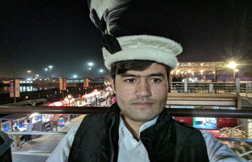 عبدالحسین آزاد