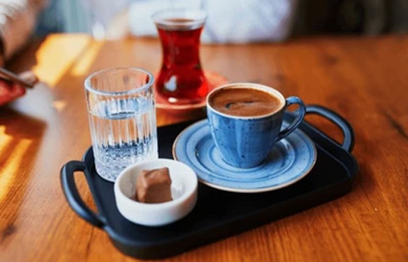 پانی، چائے اور کافی شامل ہوں پینے سے انسان کی عمر میں اضافہ ہوتا ہے