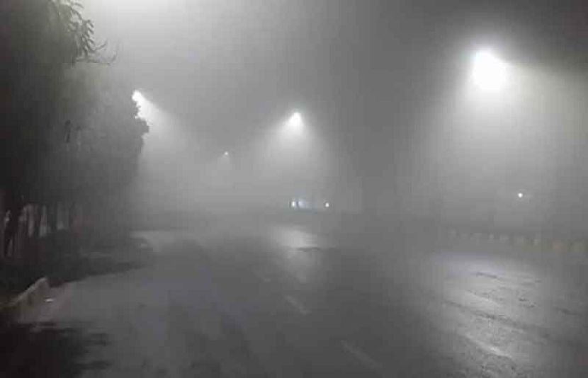 ملک کے مختلف علاقوں میں دھند کا راج برقرار