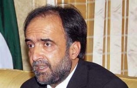 آئندہ عام انتخابات وقت پر ہونگے:قمر زمان کائرہ