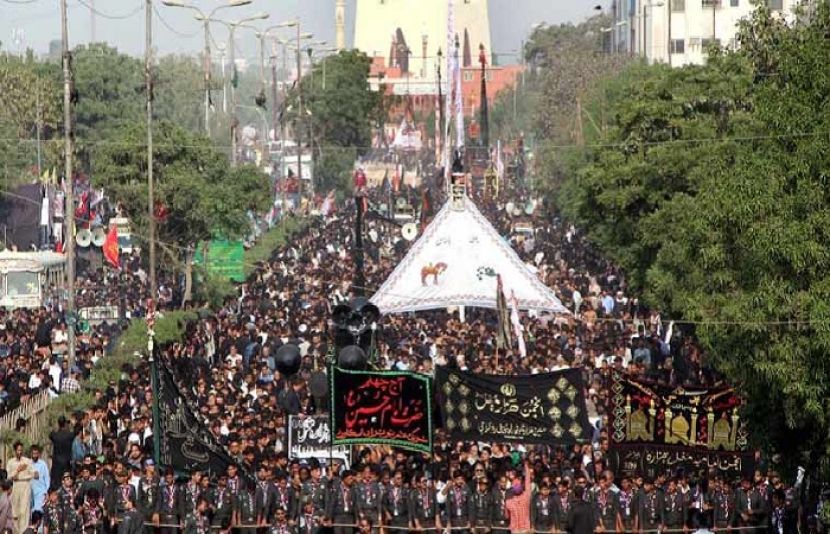 کراچی میں 9 محرم الحرام کے مرکزی جلوس سکیورٹی کے سخت ترین انتظامات کے ساتھ نکالے جا رہے ہیں
