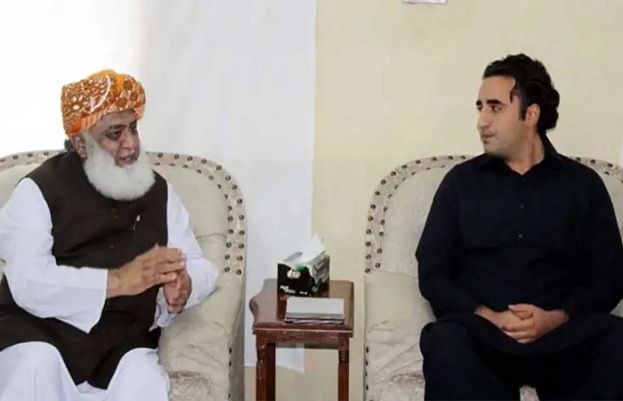 بلاول بھٹوکی مولانا فضل الرحمٰن سے ملاقات، سیاسی صورتحال پرتبادلہ خیال