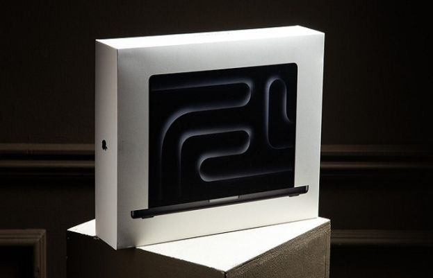 ایپل کا جدید میک بک پرو متعارف، ایم 5 چپ کے ساتھ تیز اور مؤثر