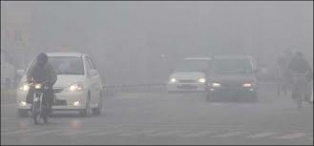 پنجاب کے مختلف شہر گہری دھند کی لپیٹ میں
