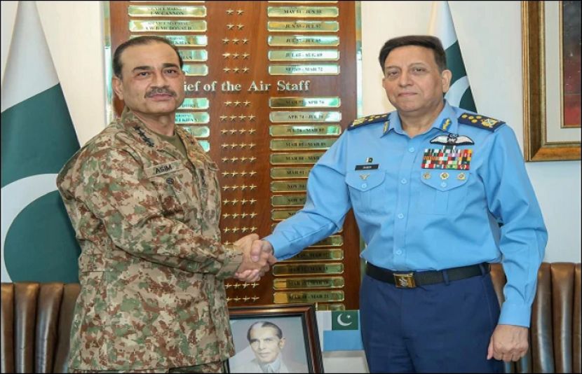 آرمی چیف کی ایئر ہیڈ کوارٹر آمد