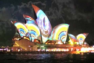 آسٹریلیا میں روشنیوں کا میلہ