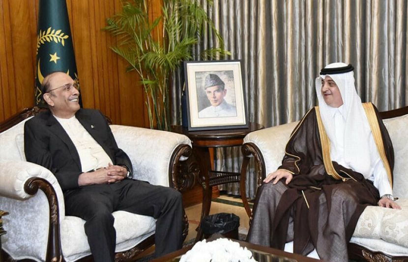 صدرِ آصف زرداری سے سعودی سفیرکی ملاقات، دو طرفہ تعلقات کے فروغ پر تبادلہ خیال