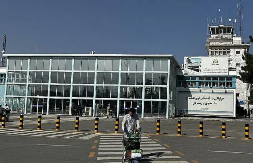 افغانستان میں انٹرنیٹ بندش، کابل ایئرپورٹ پر فضائی آپریشن معطل